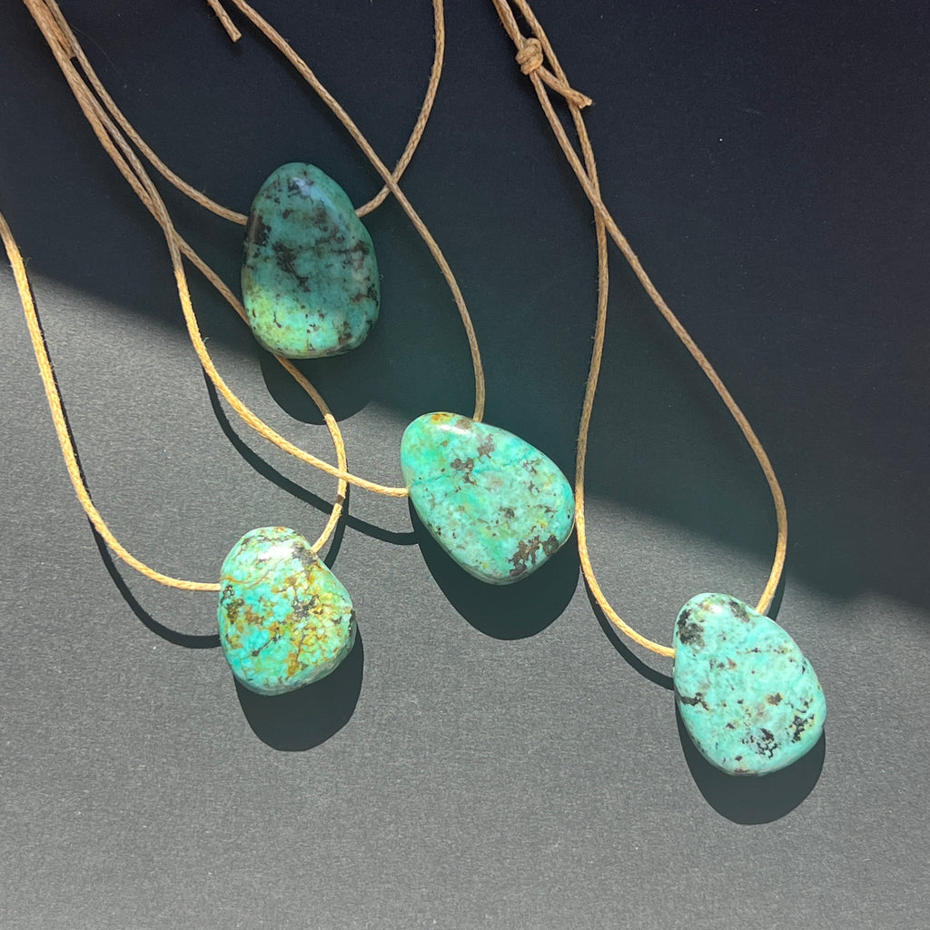 Colier pandantiv turcoaz african DROP, pietre semipretioase - druzy.ro 1 