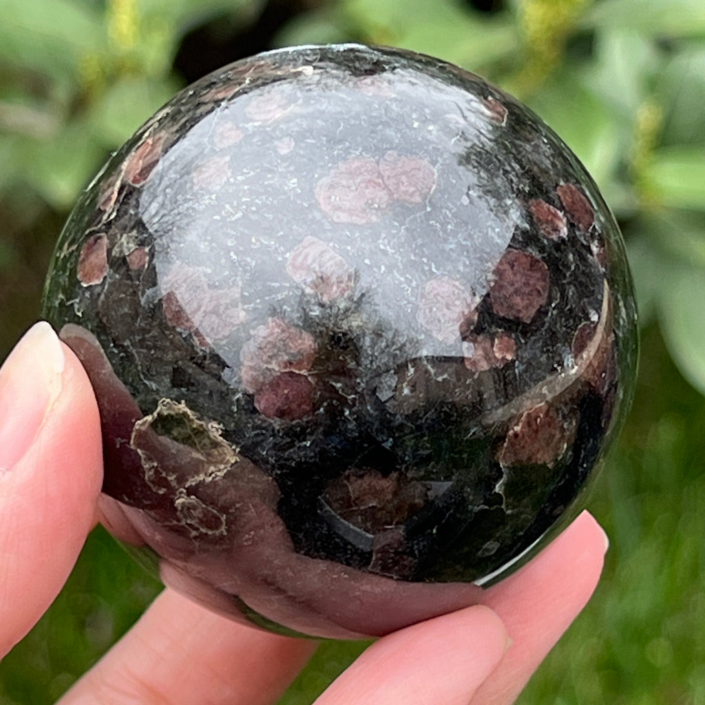 Sfera turmalina neagra cu granat model 2, pietre semipretioase - druzy.ro 1 