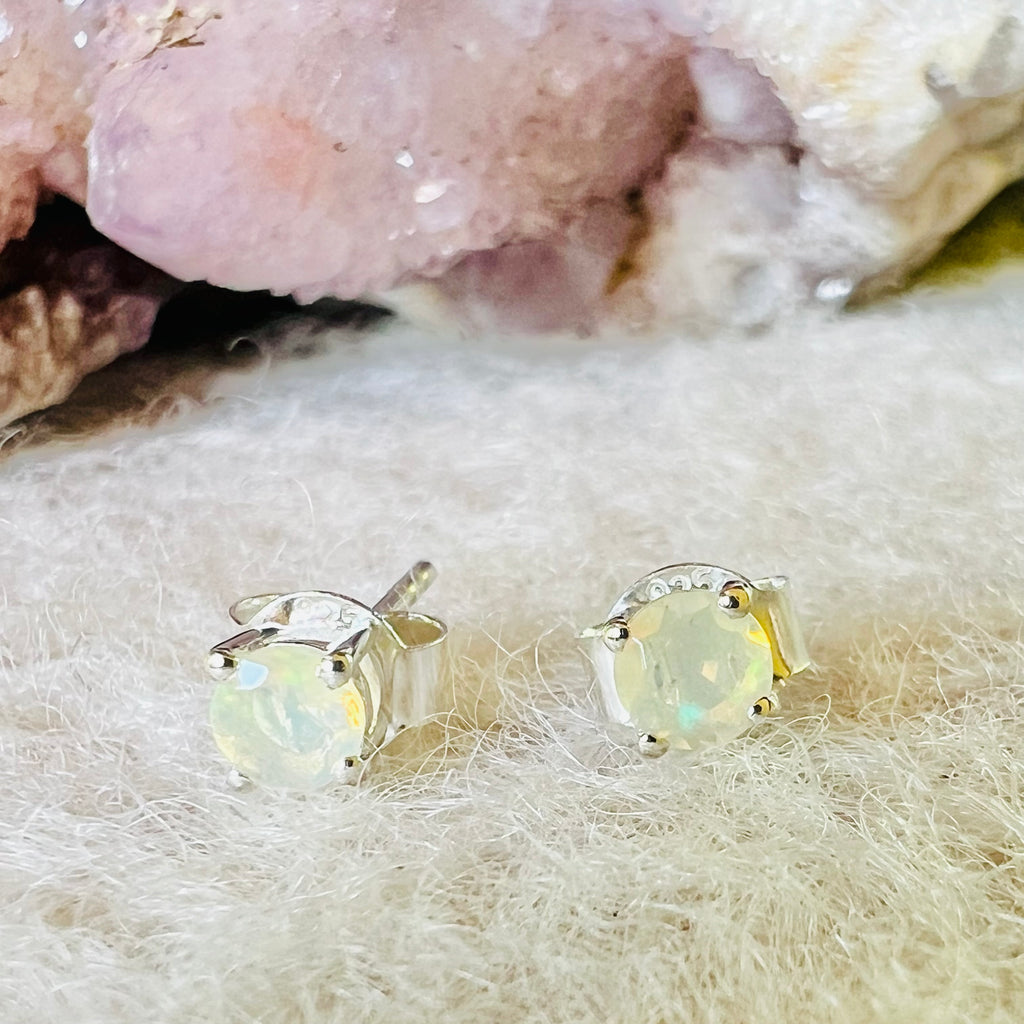 Cercei stud opal din argint 4 mm Round, druzy.ro, pietre semipretioase 1