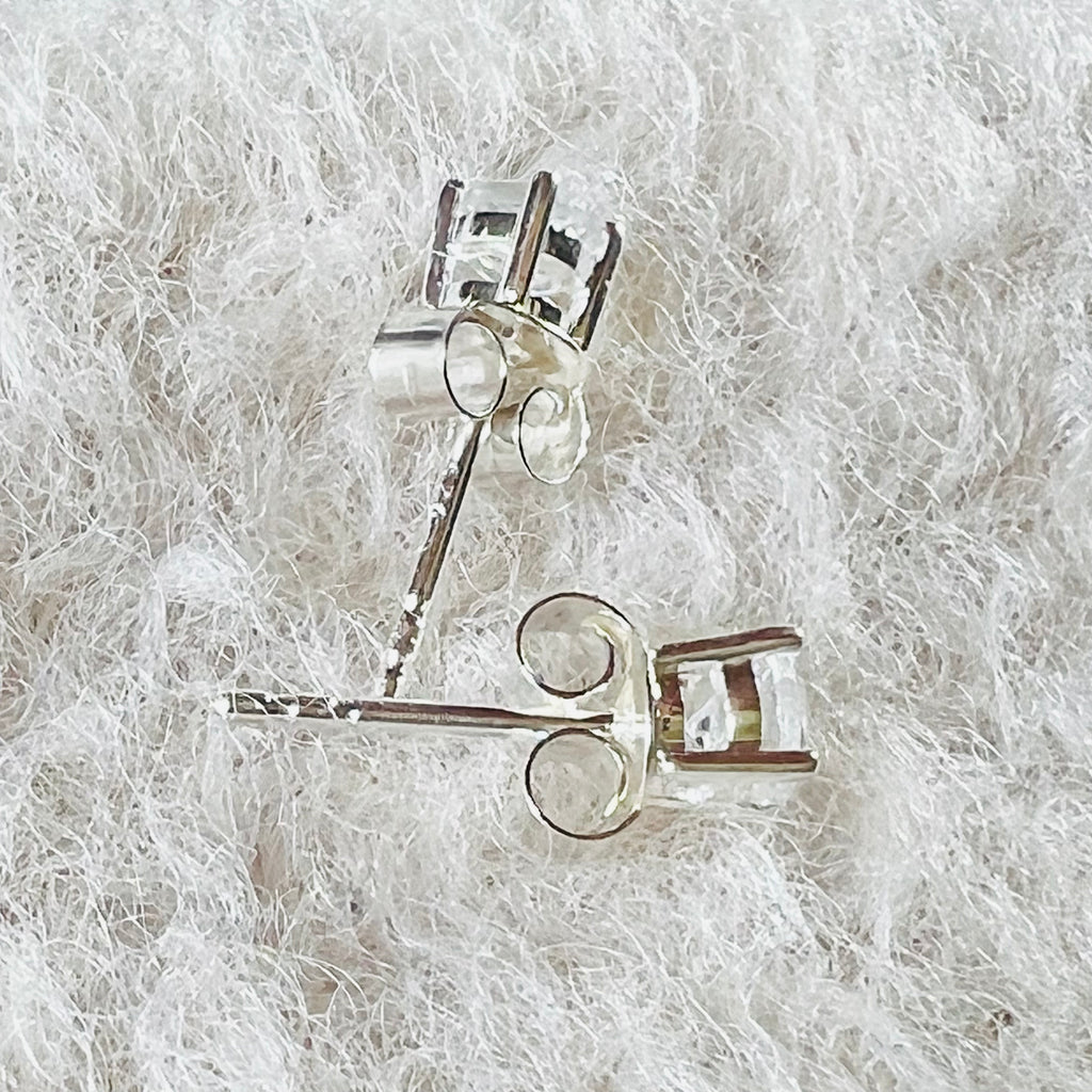 Cercei stud cuart 4 mm, druzy.ro, pietre semipretioase 2