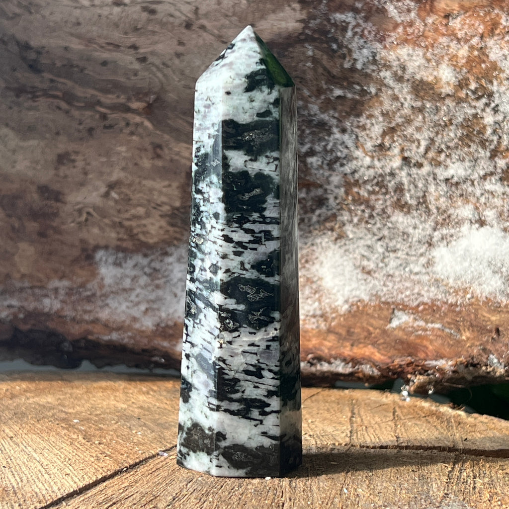 Obelisc merlinit model 3, pietre semipretioase - druzy.ro 1 