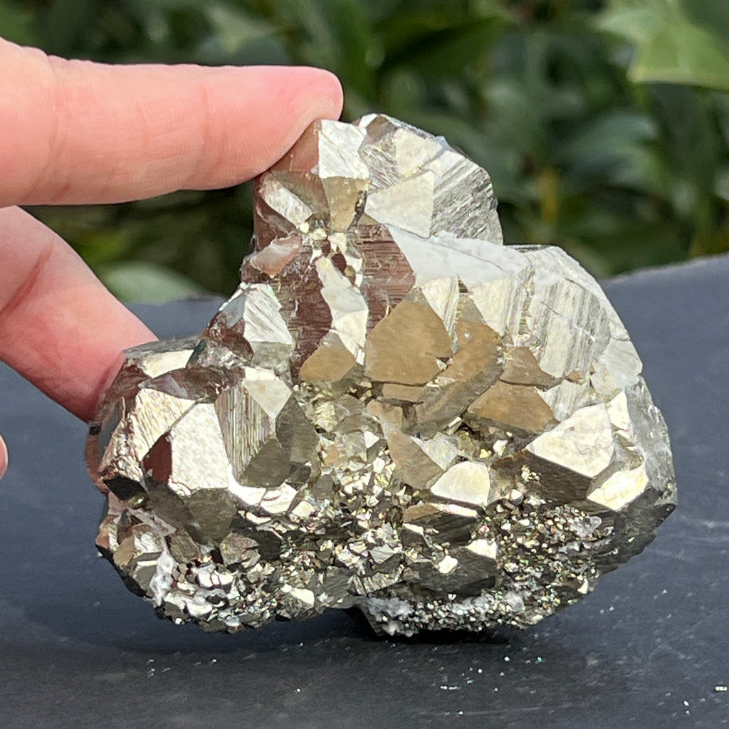 Specimen pirita Peru cluster model 9, pietre semipretioase - druzy.ro 8 