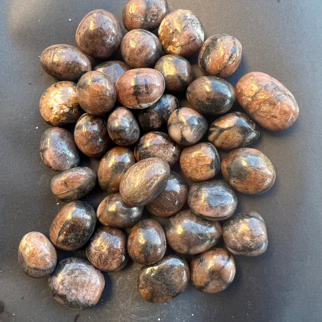 Andaluzit - Piatra Crucii -Chiastolit rulat, pietre semipretioase - druzy.ro 2 