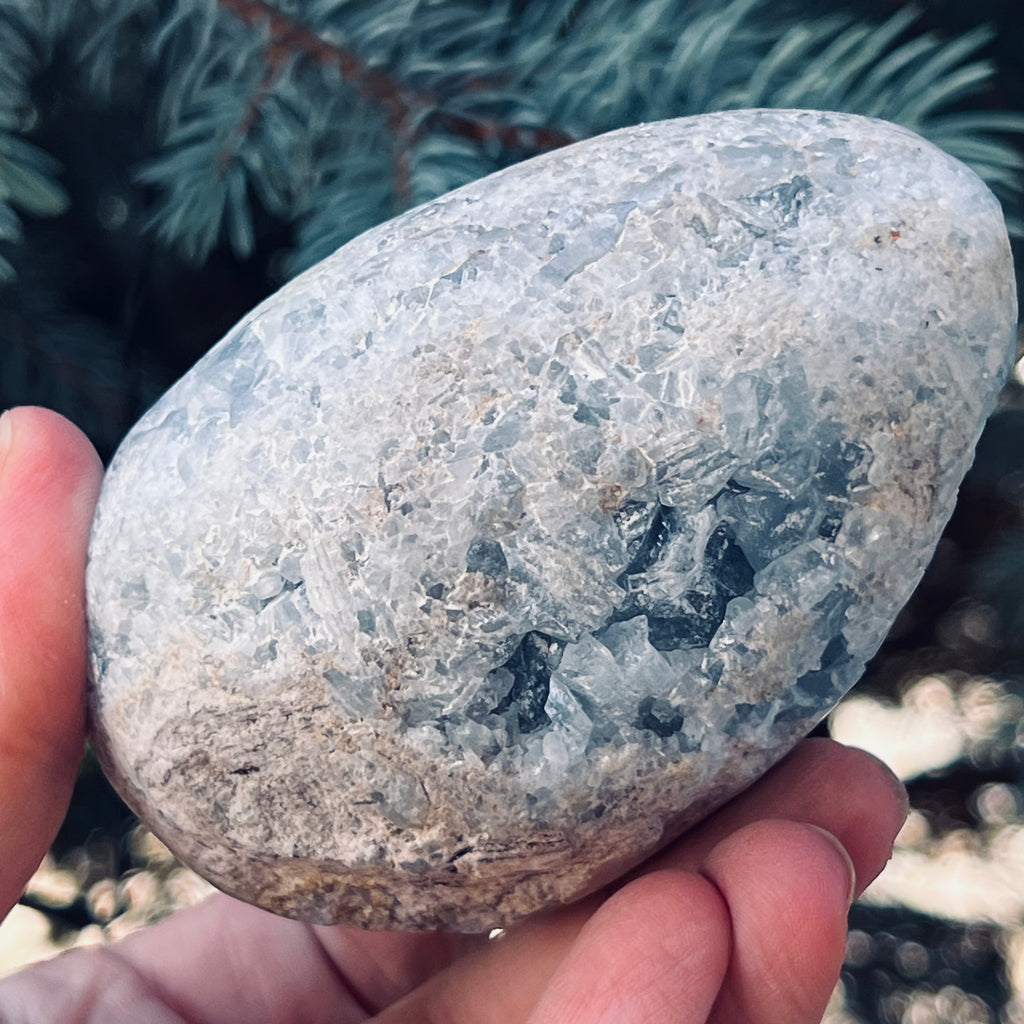 Ou geoda celestit /celestina model 68, druzy.ro, cristale 4