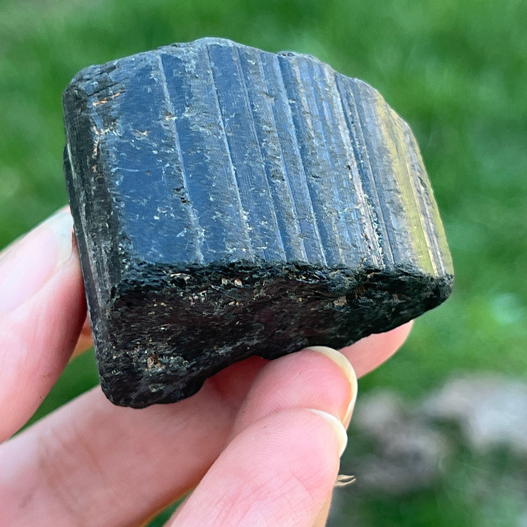 Turmalina neagra piatra bruta L10, pietre semipretioase - druzy.ro 6 