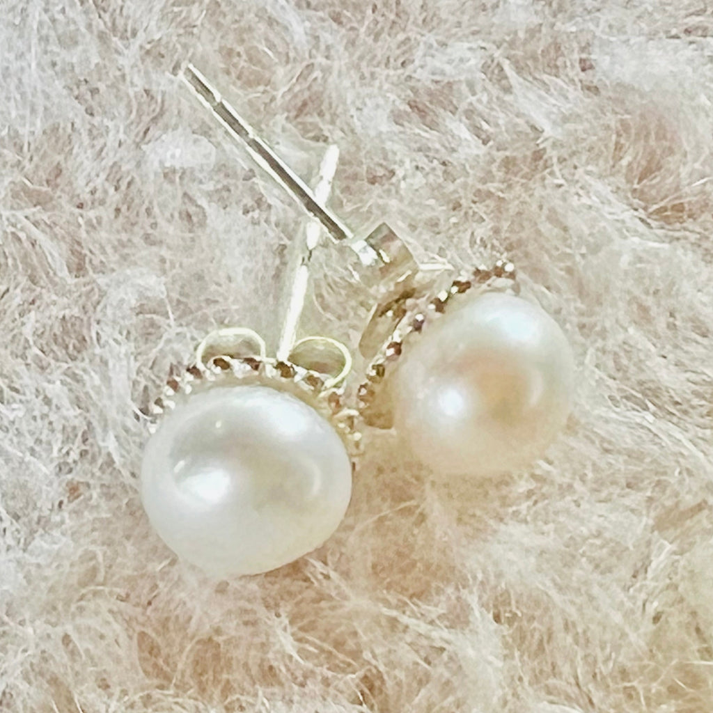 Cercei stud perle albe din argint 7 mm, druzy.ro, pietre semipretioase 3