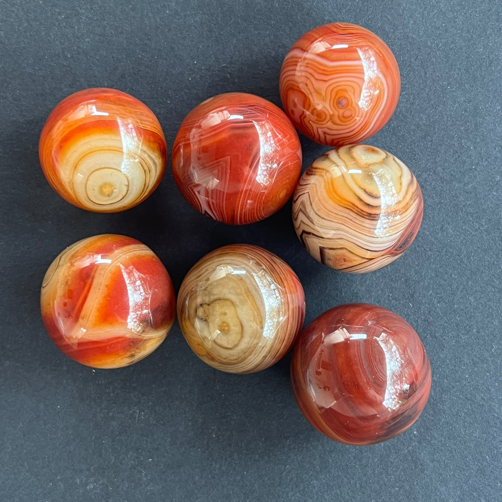 Sfera agat rosu, pietre semipretioase - druzy.ro 2 