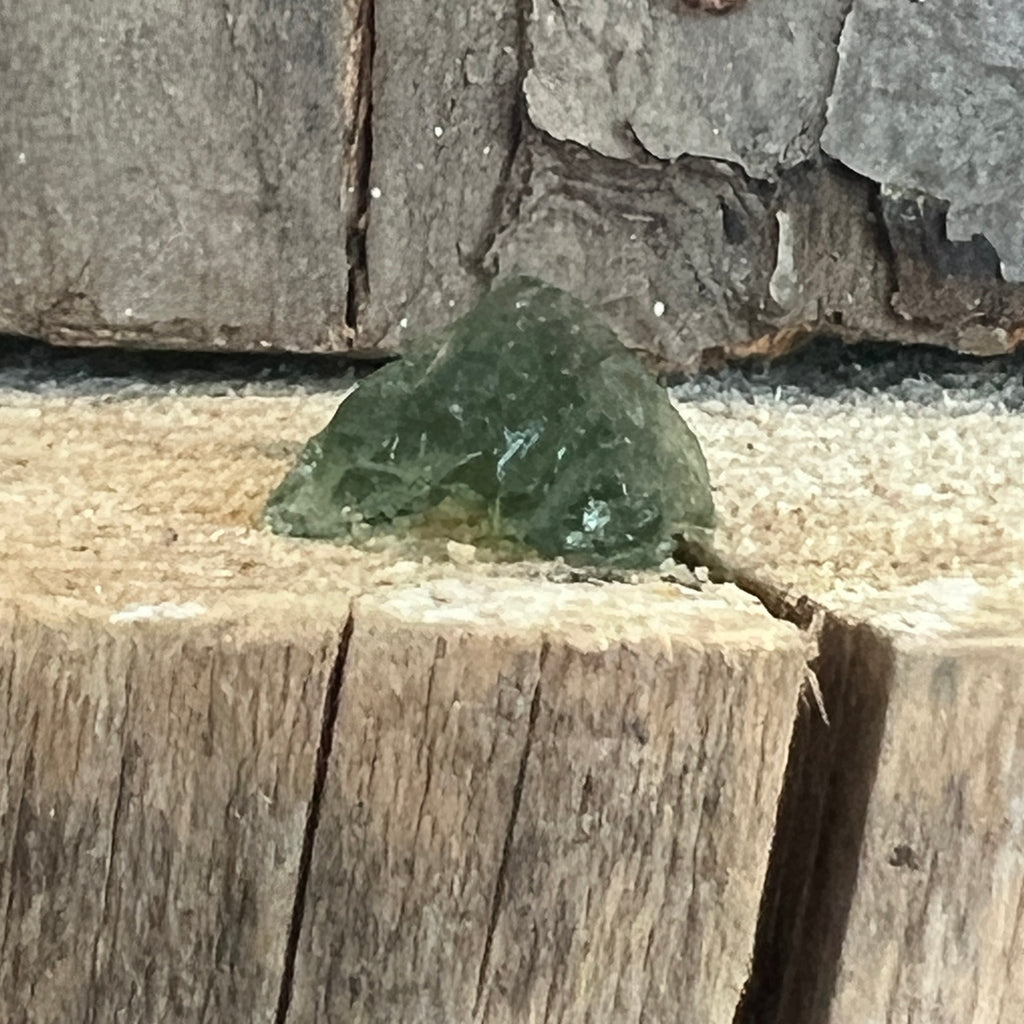 Moldavit piatra bruta model 2A/9, pietre semipretioase - druzy.ro 2 