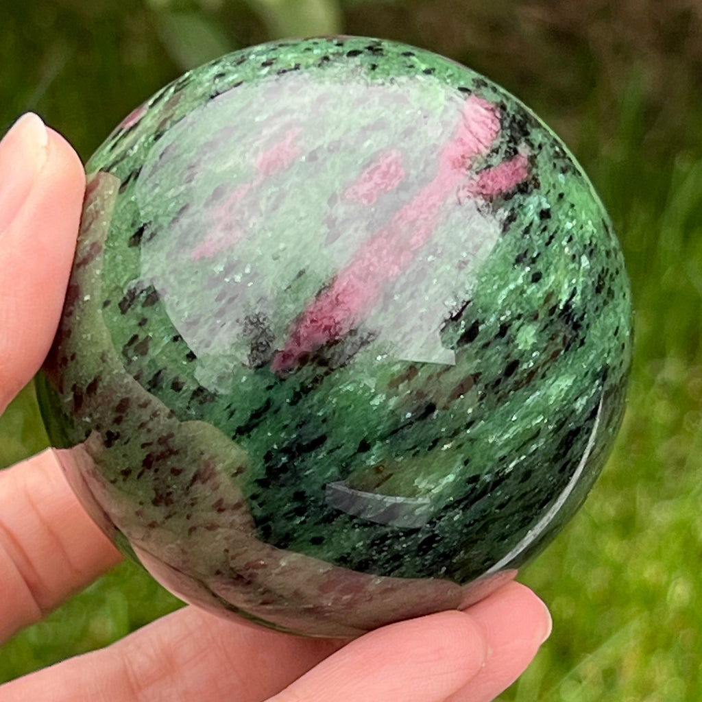 Sfera rubin in zoisit model 4, pietre semipretioase - druzy.ro 9 