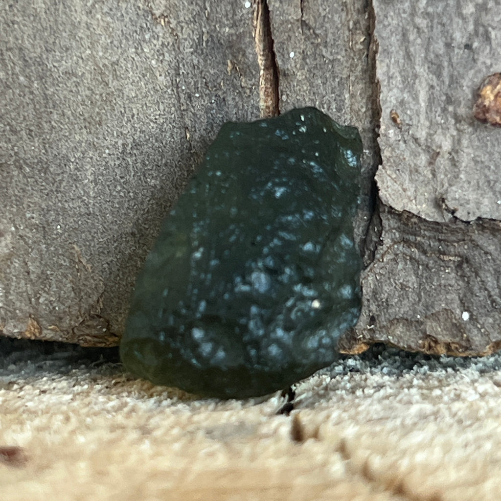 Moldavit piatra bruta model 2A/5, pietre semipretioase - druzy.ro 1 