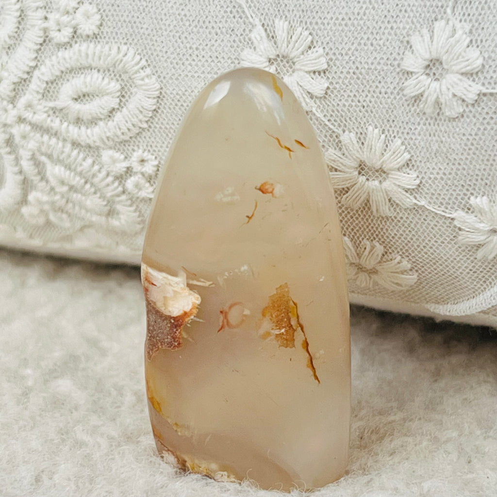 Agat coral floare mini structura forma libera model 9, druzy.ro, cristale 2
