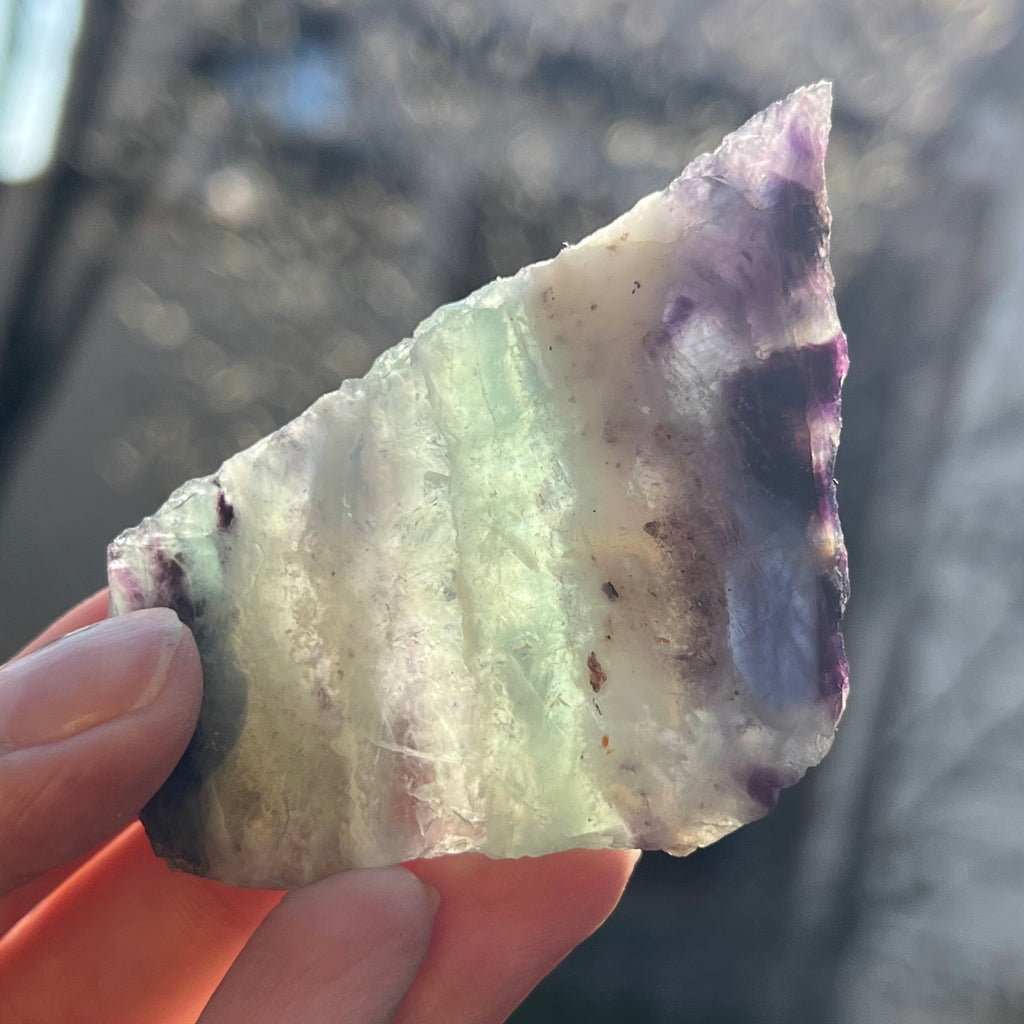 Felie fluorit curcubeu model 8, druzy.ro, cristale 3