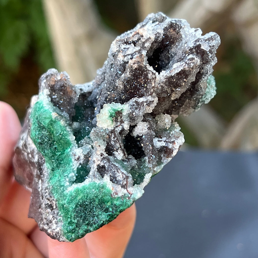 Malachit & dolomit in matrix cuart, cupru din Congo model 1, druzy.ro, pietre semipretioase 4