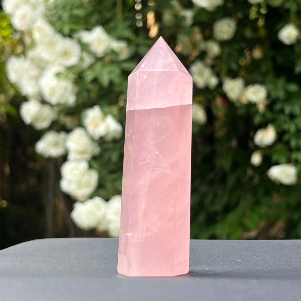 Obelisc cuart roz Namibia model 7, pietre semipretioase - druzy.ro 2