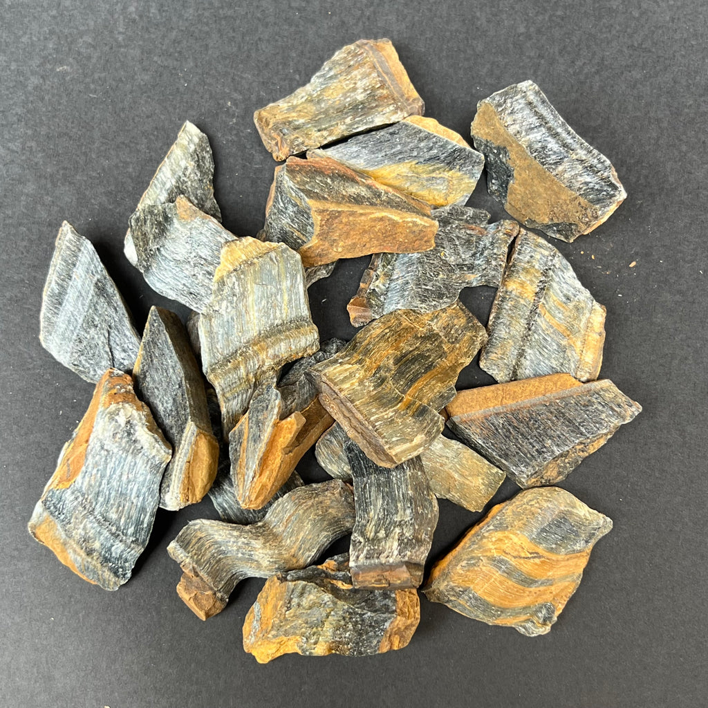 Ochi de soim (ochi de tigru albastru) piatra bruta, druzy.ro, pietre semipretioase 3