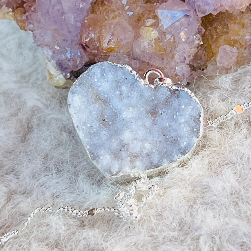 Pandantiv inima agat druzy placat cu argint din Brazilia model 1, druzy.ro, cristale 1