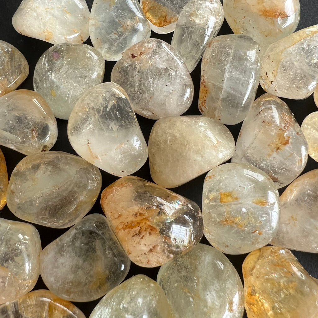 Topaz argintiu cu intruziuni piatra rulata mini (Namibia), druzy.ro, cristale 1