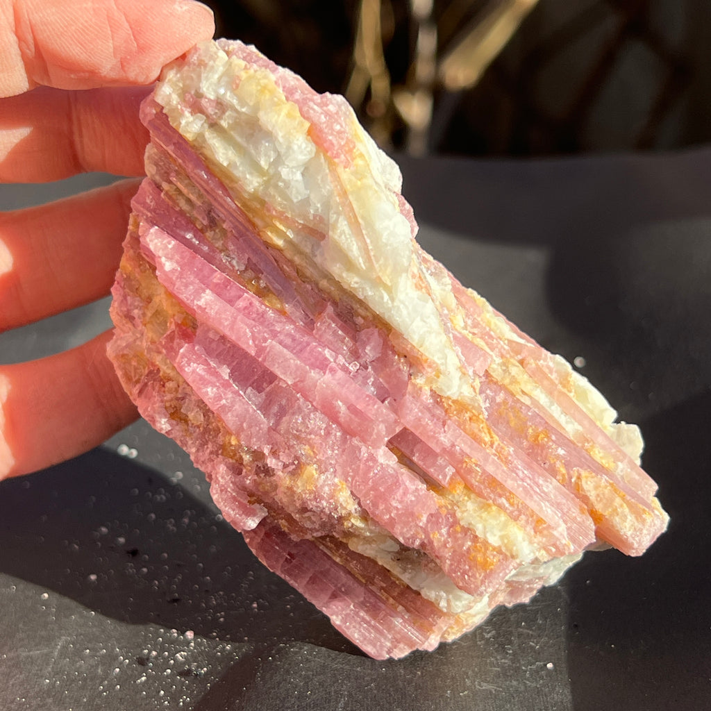 Rubelit/ turmalina roz A piatra bruta din Brazilia m6, pietre semipretioase - druzy.ro 4 