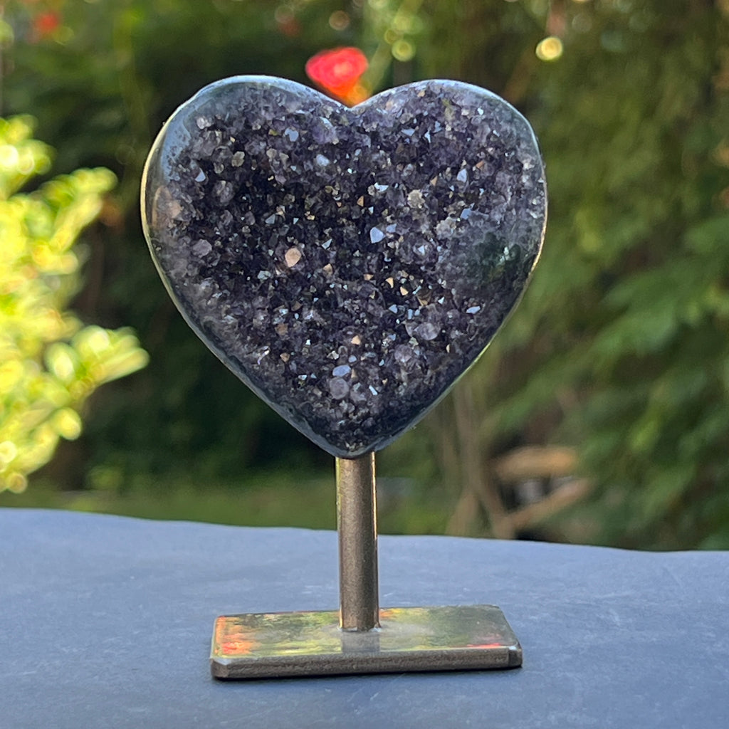 Inima ametist stand model 4, calitate +AAA, geoda ametist Urguay, pietre semipretioase - druzy.ro 1 