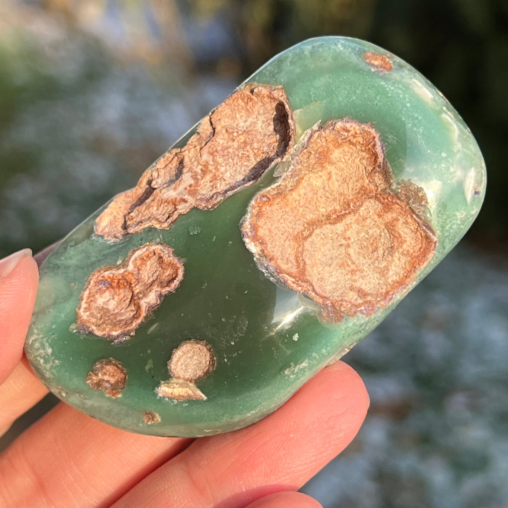 Crisopraz smarald palmstone model 4 din Zimbabwe, druzy.ro, cristale 1