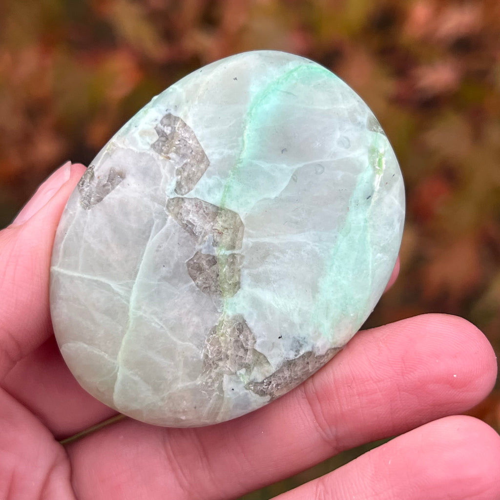 Palmstone piatra lunii cu garnierit m9, druzy.ro, cristale 1
