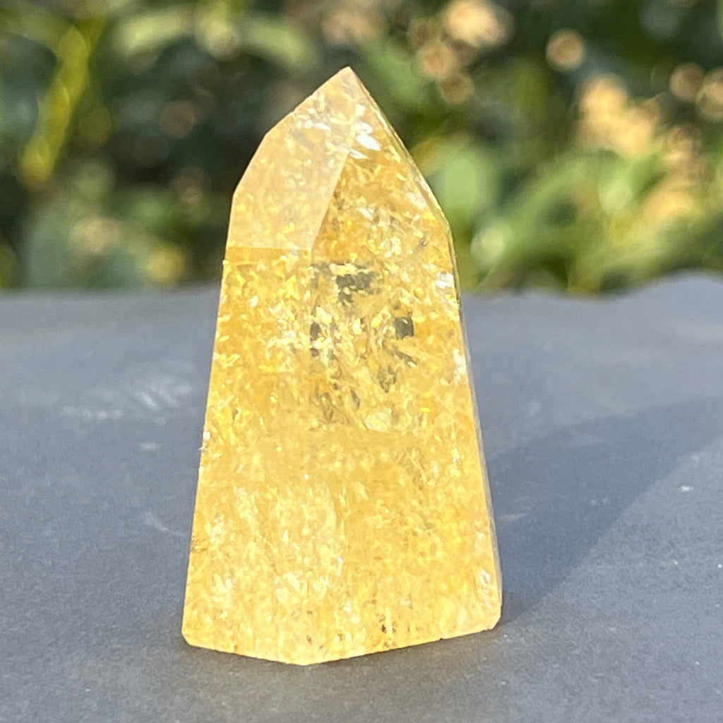 Obelisc citrin Brazilia calitate AAA model 6, pietre semipretioase - druzy.ro 3 