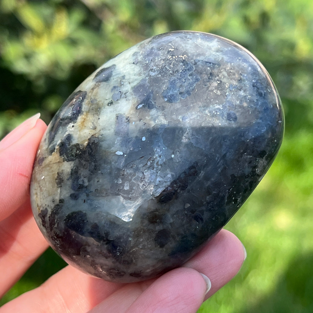 Palmstone Iolit (safir de apa) din Madagascar model 8, pietre semipretioase - druzy.ro 1 