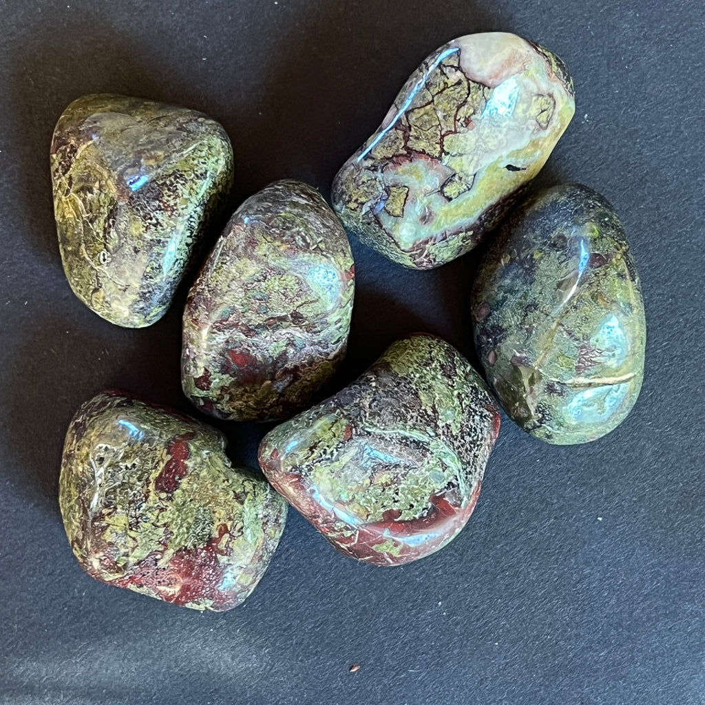 Piatra rulata sangele dragonului XL, pietre semipretioase - druzy.ro 3 