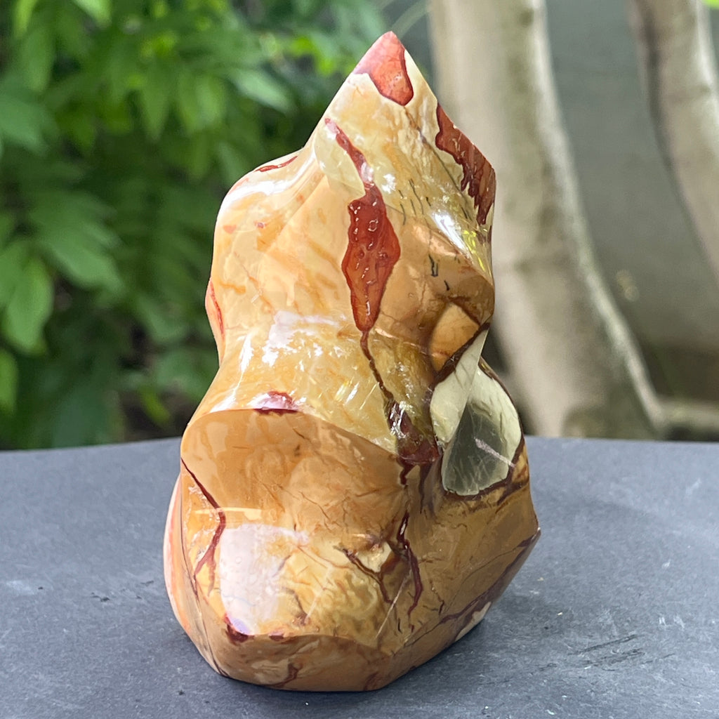 Sculptura jasp policrom forma flacara | Model 2, pietre semipretioase - druzy.ro 4 