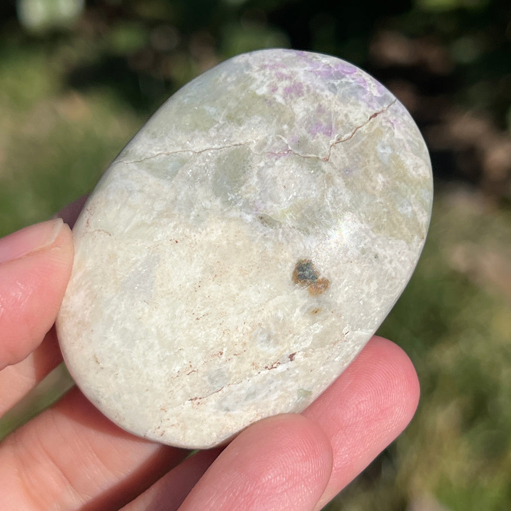 Hackmanit mov Uv reactive palmstone m10, pietre semipretioase - druzy.ro 8 