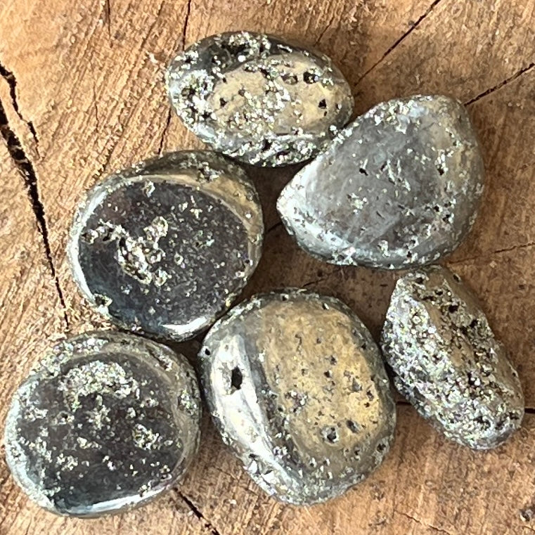 Pirita piatra rulata mini model 3, pietre semipretioase - druzy.ro 1 