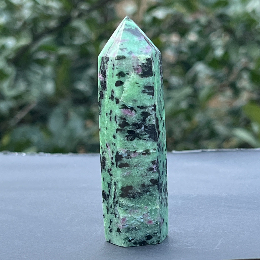 Obelisc rubin in zoisit model 3, pietre semipretioase - druzy.ro 4 