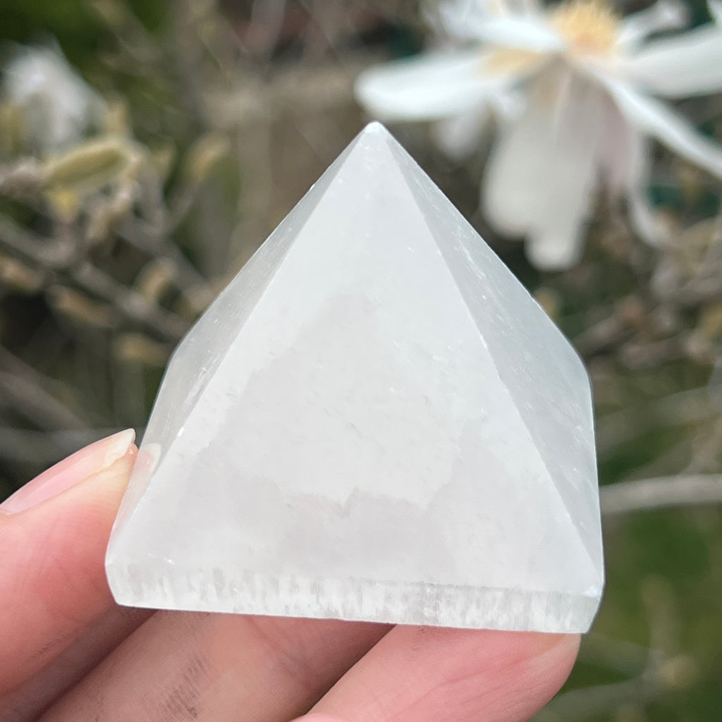 Piramida selenit 4.5 cm, pietre semipretioase - druzy.ro 5 