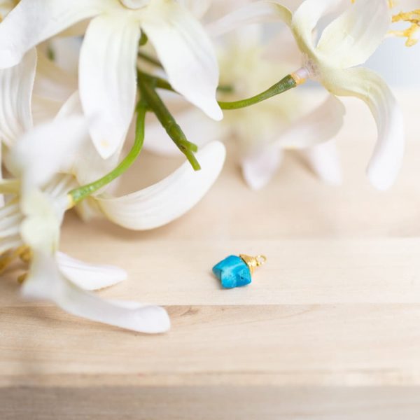 Pandantiv steluta turcoaz 1 cm, argint, piatra lunii decembrie, birthstone, druzy.ro, cristale 2