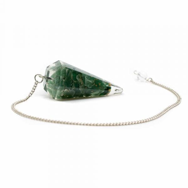 Pendul orgonit jad verde, druzy.ro, cristale 2