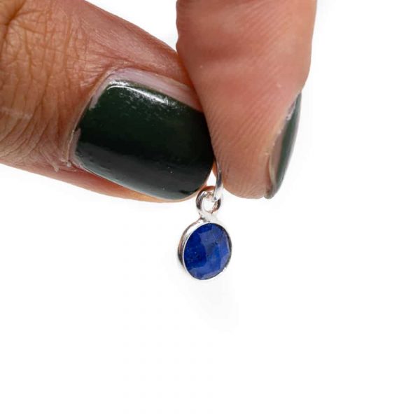Pandantiv safir 0.6 cm, argint, piatra lunii septembrie, birthstone, druzy.ro, cristale 2
