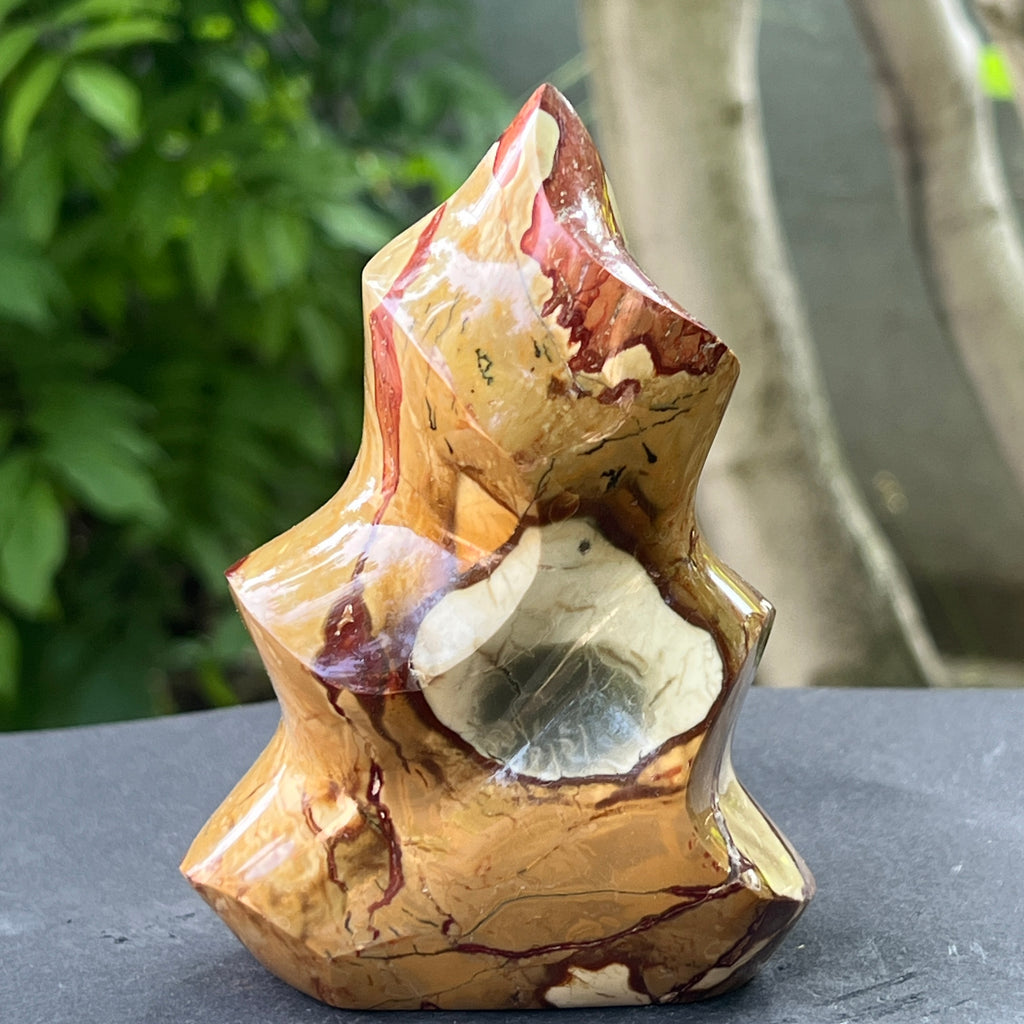 Sculptura jasp policrom forma flacara | Model 2, pietre semipretioase - druzy.ro 3 