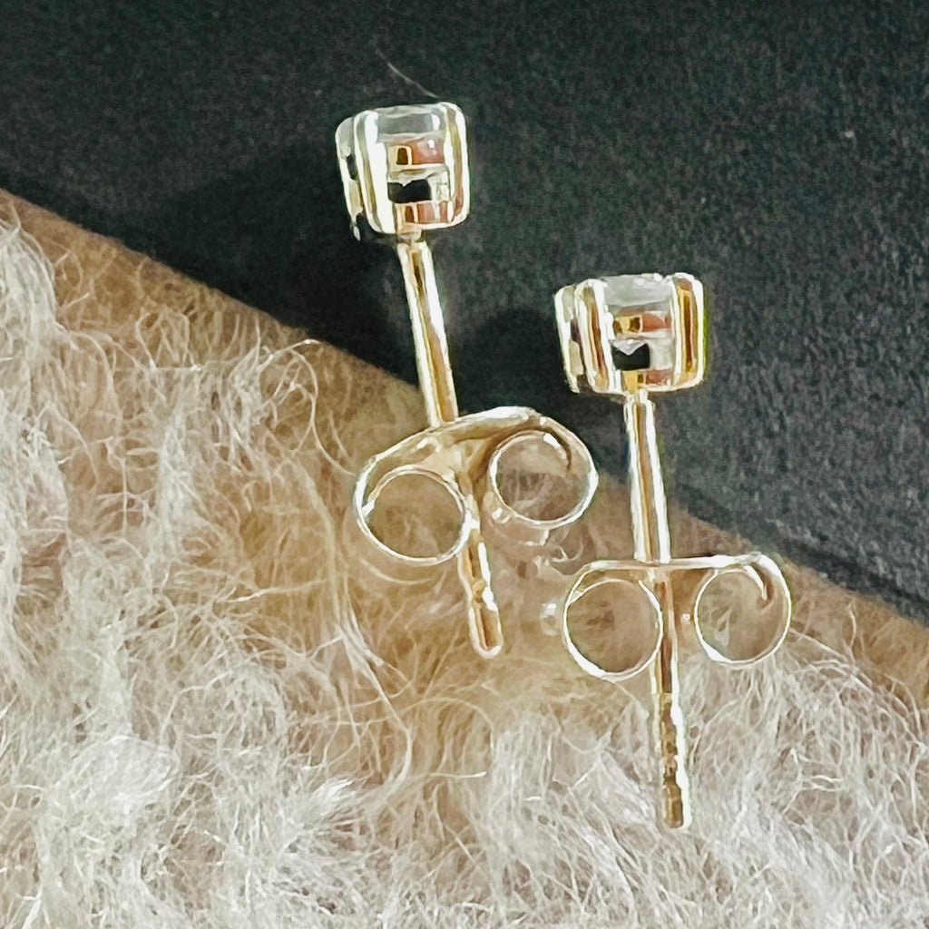 Cercei stud cuart 3 mm, druzy.ro, pietre semipretioase 2