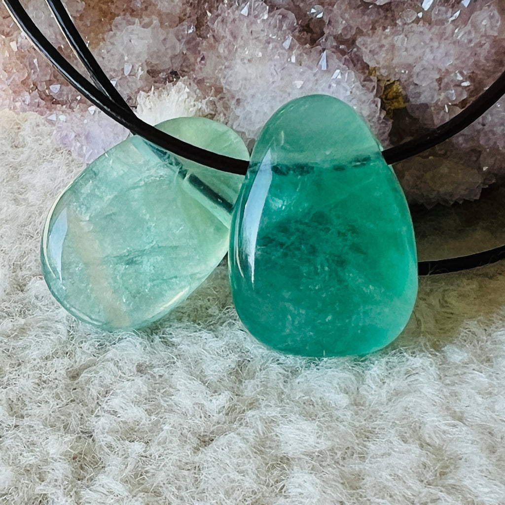 Colier pandantiv fluorit verde DROP, pietre semipretioase - druzy.ro 1 