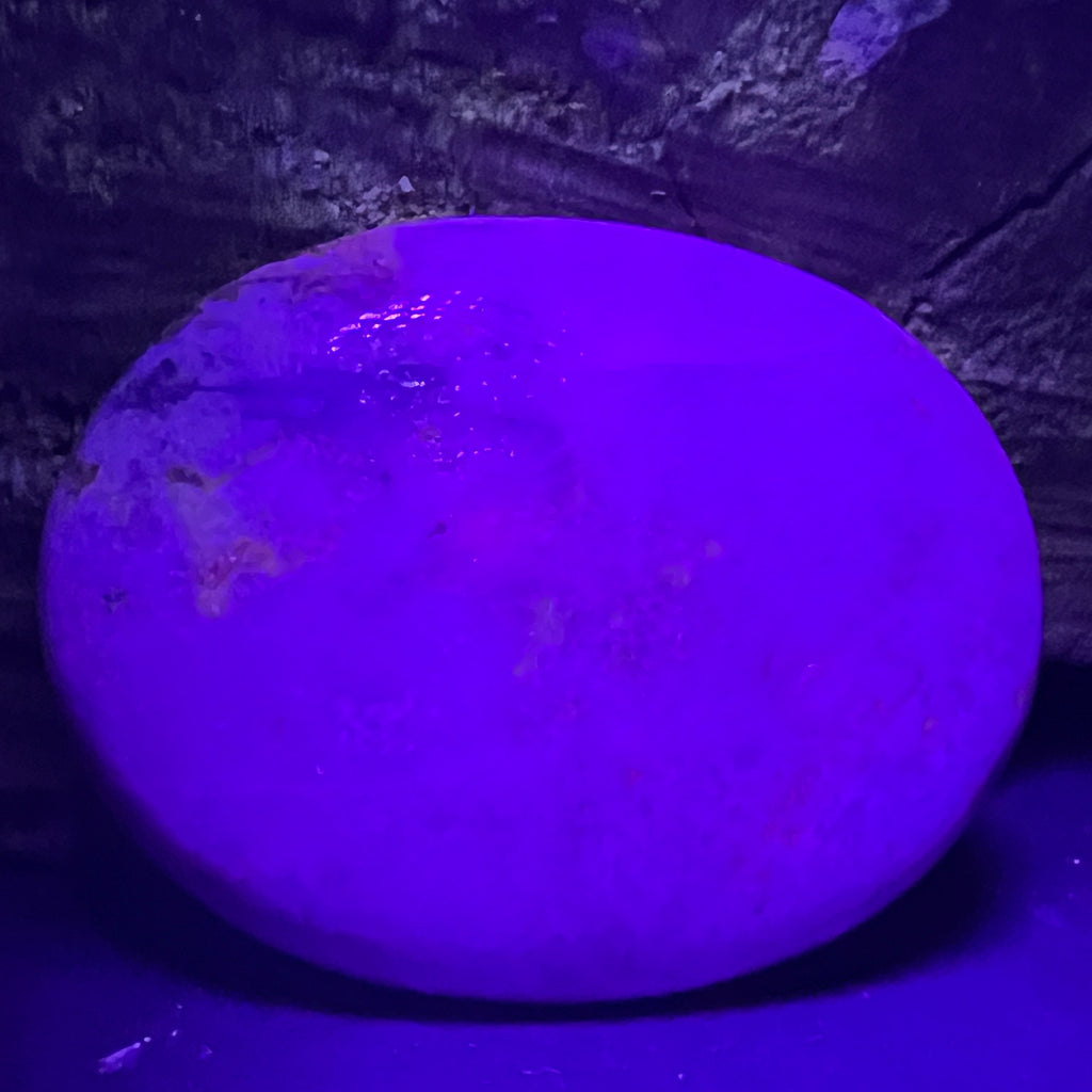 Hackmanit mov Uv reactive palmstone m3, pietre semipretioase - druzy.ro 8 