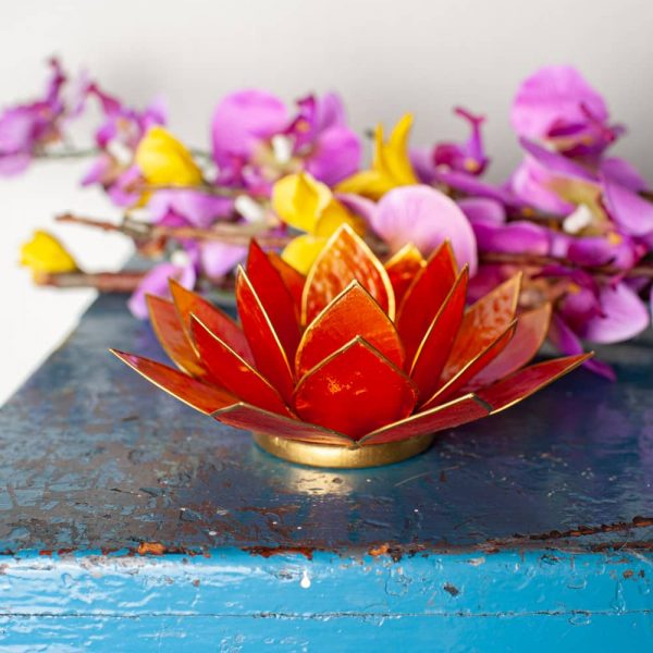 Suport lumanare portocaliu floare lotus din Philippine cu cochilii Capiz, druzy.ro 3