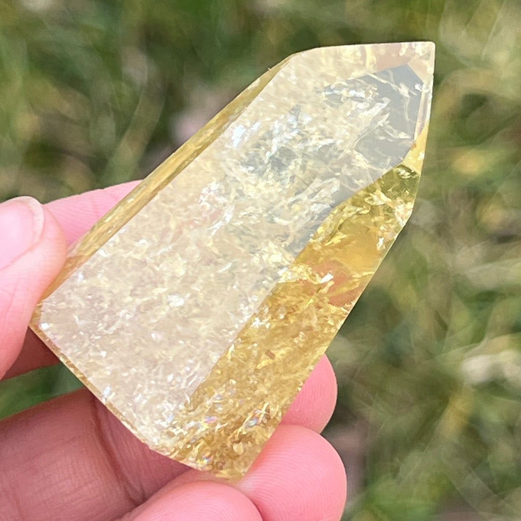 Obelisc citrin Brazilia calitate AAA model 6, pietre semipretioase - druzy.ro 8 