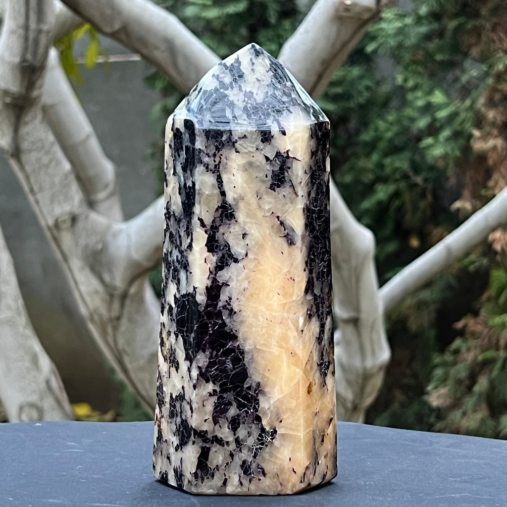 Fluorit in calcit generator obelisc XL din Madagascar model 1, druzy.ro, cristale 2