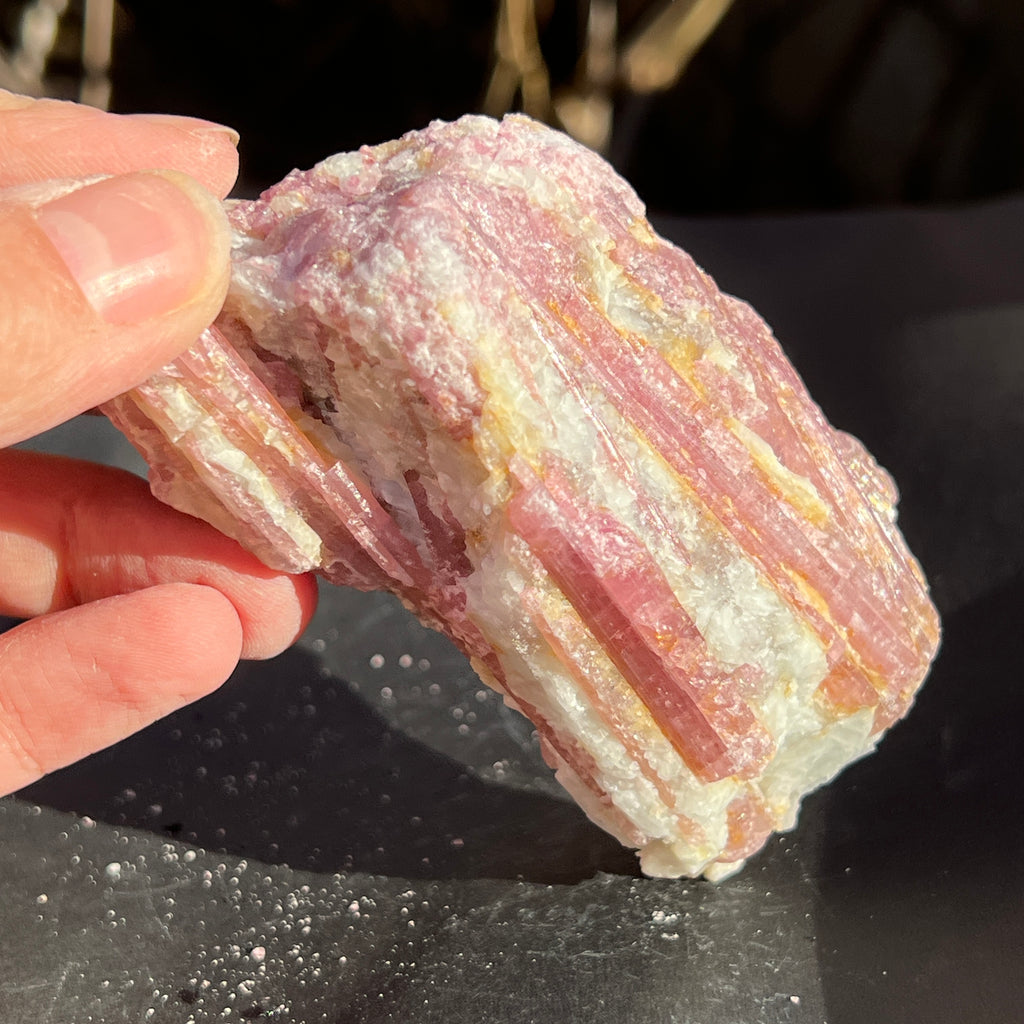 Rubelit/ turmalina roz A piatra bruta din Brazilia m6, pietre semipretioase - druzy.ro 12 