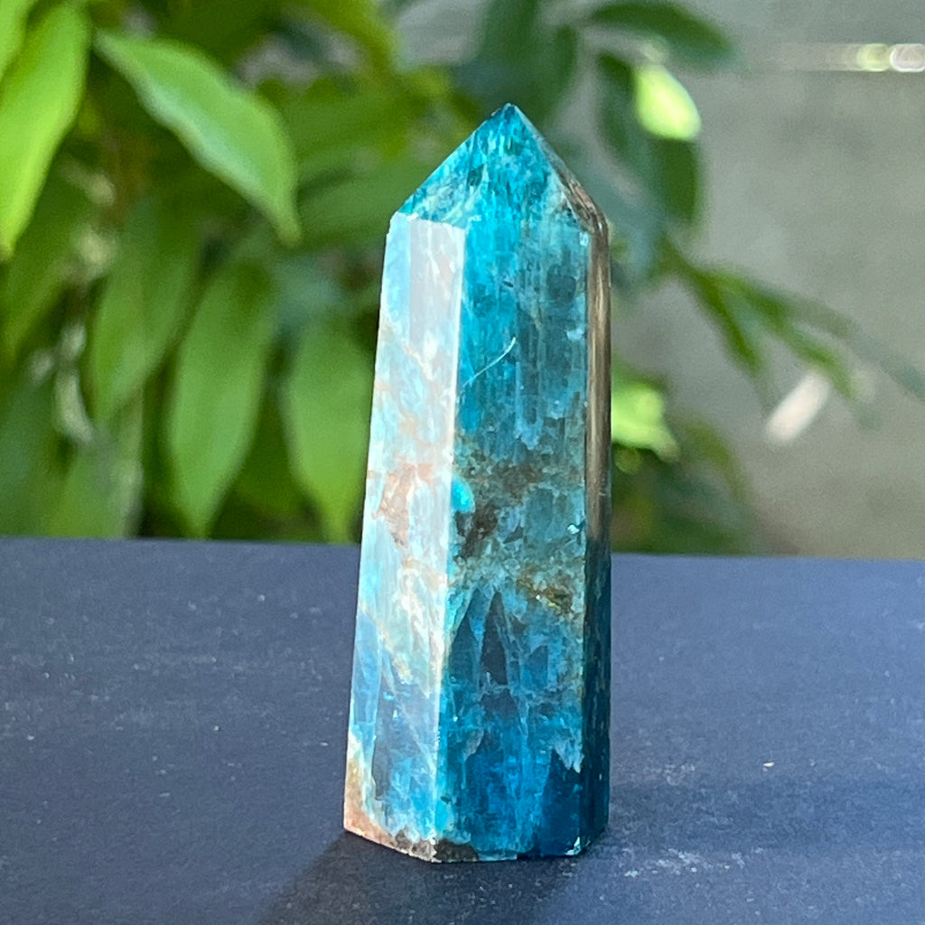 Obelisc apatit | Model 9, pietre semipretioase - druzy.ro 2 