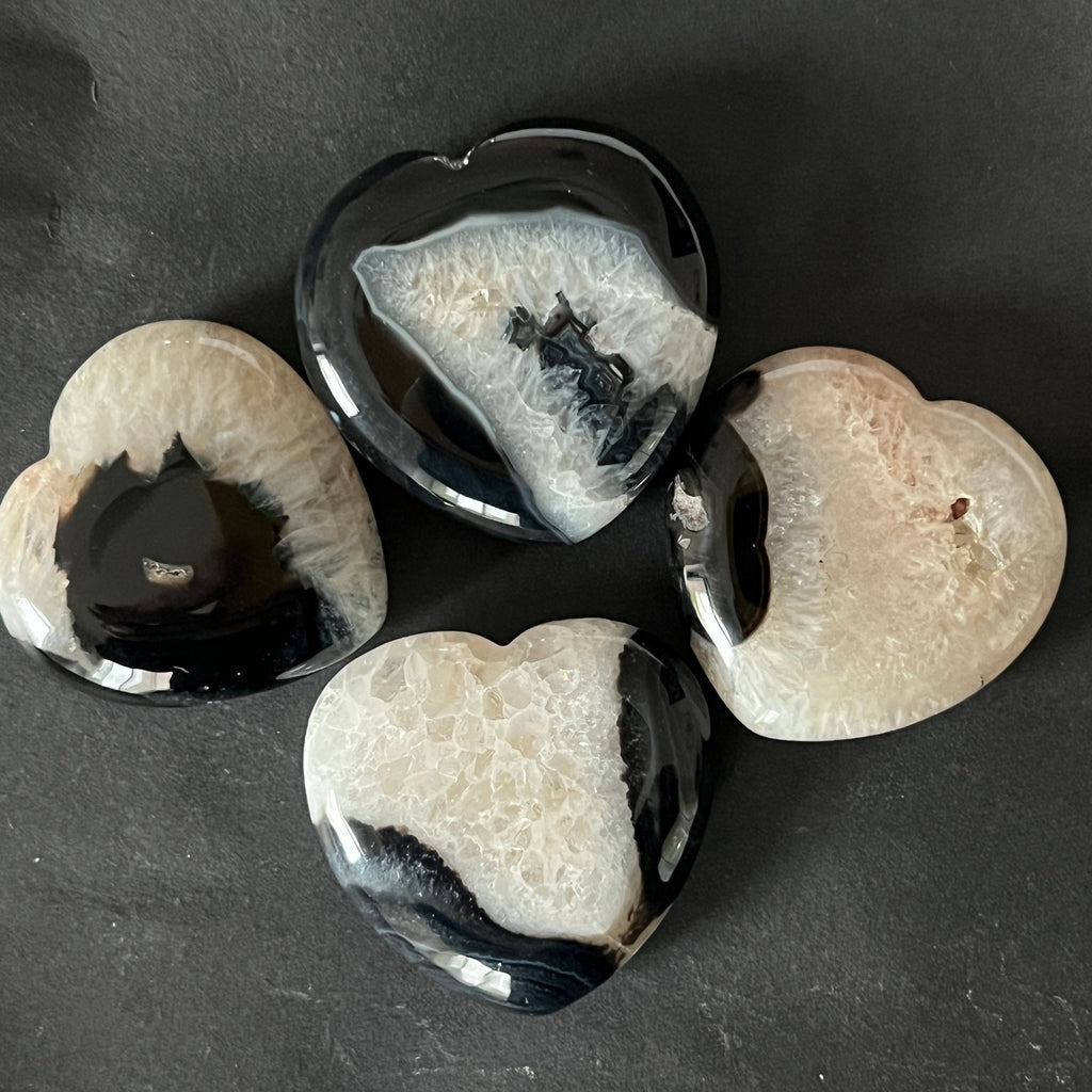 Inima agat negru, pietre semipretioase - druzy.ro 1 