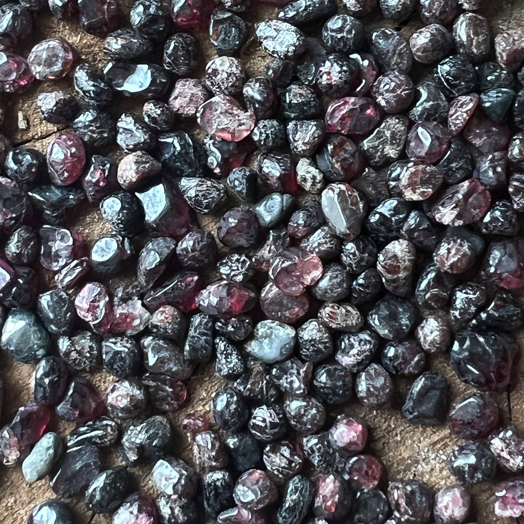 Granat chipsuri, pietre semipretioase - druzy.ro 3 