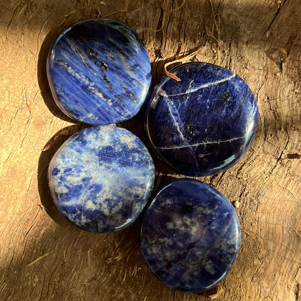 Sodalit palmstone 4-5 cm, druzy.ro, pietre semipretioase 5