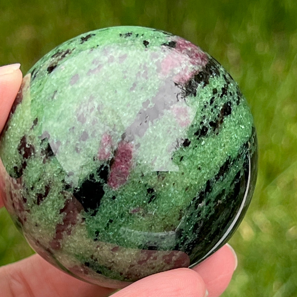 Sfera rubin in zoisit model 3, pietre semipretioase - druzy.ro 6 