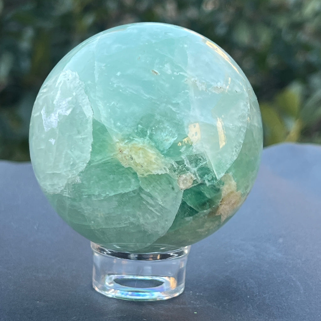 Sfera fluorit verde model 2, pietre semipretioase - druzy.ro 2 